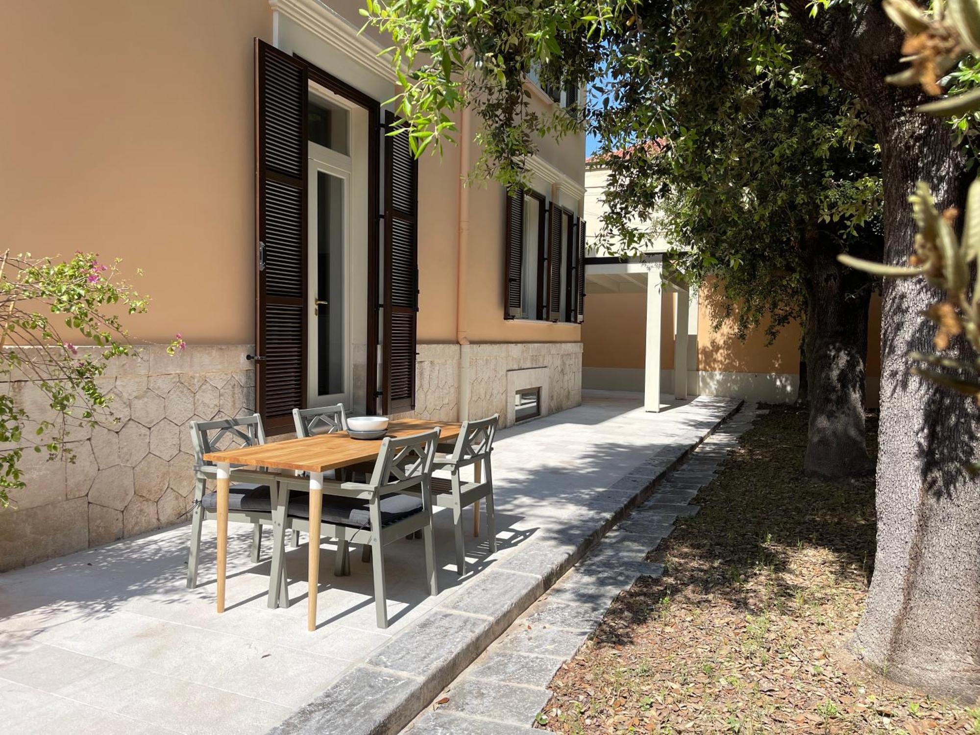 Hotel Palazzo Pitagora Taranto Esterno foto
